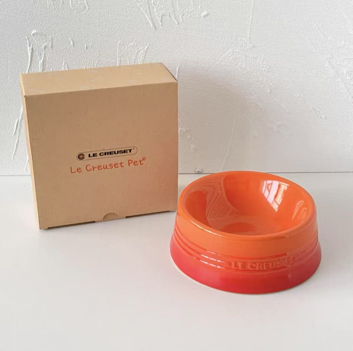 Le Creuset M Size Stoneware Pet Bowl – 18cm Luxury Dog Feeding Bowl